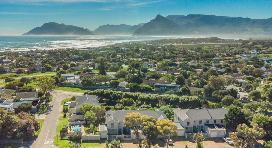 3 Bedroom Property for Sale in Kommetjie Western Cape